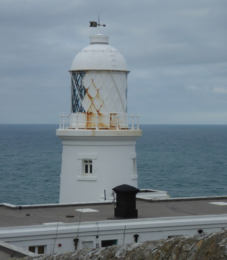 001_079_PendeenWatchLighthouse
