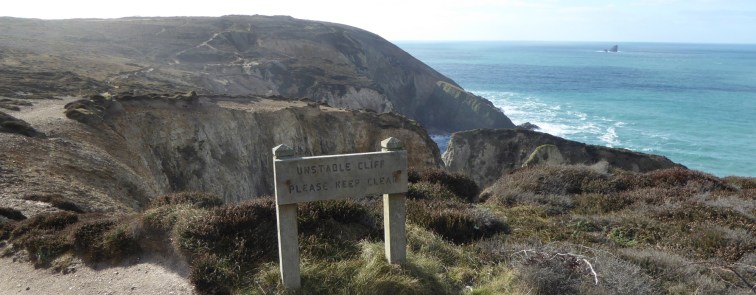 004_177_UnstableCliff