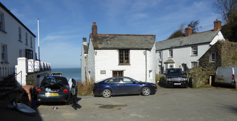 b_013_112_Bucks_Mills_Houses