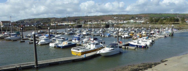 b_034_124_BurryPort_Harbour