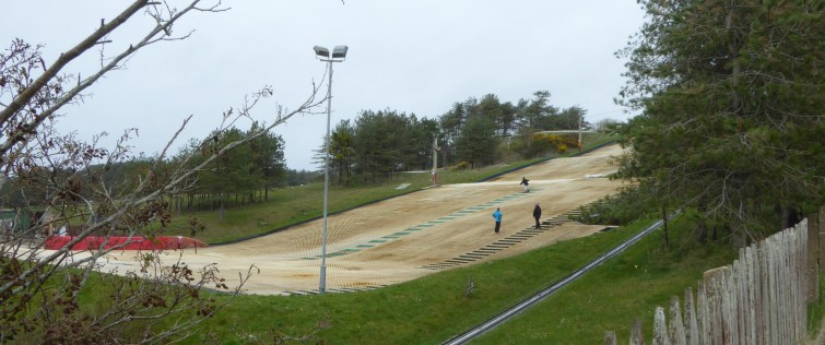 b_035_135_Pembrey_SkiSlope