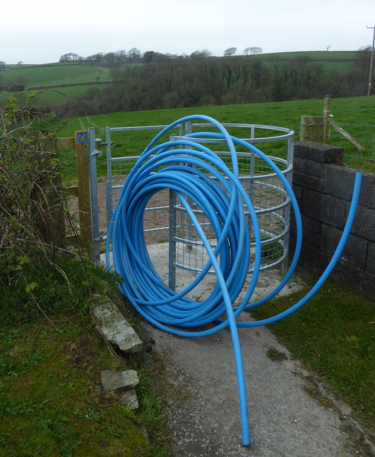 b_036_011_Llansaint_Blocked_Path