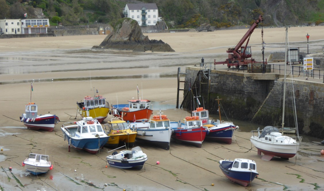 b_040_109_Tenby_Harbour