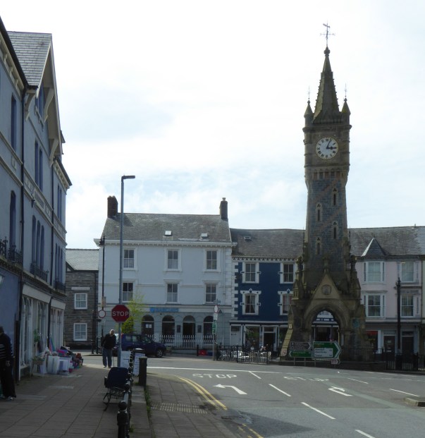 b_057_082_Machynlleth_Clock_Tower