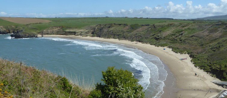 b_065_240_Whistling_Sands