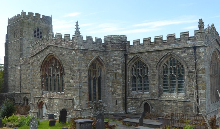 b_066_277_Clynnog_Fawr_Church