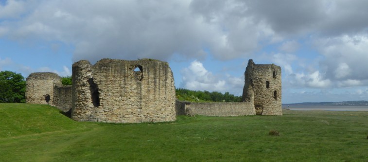 b_072_091_Flint_Castle