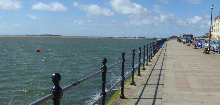 b_073_116_West_Kirby_Marina