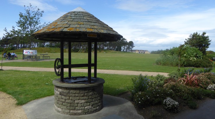 b_092_077_Silloth_The_Green