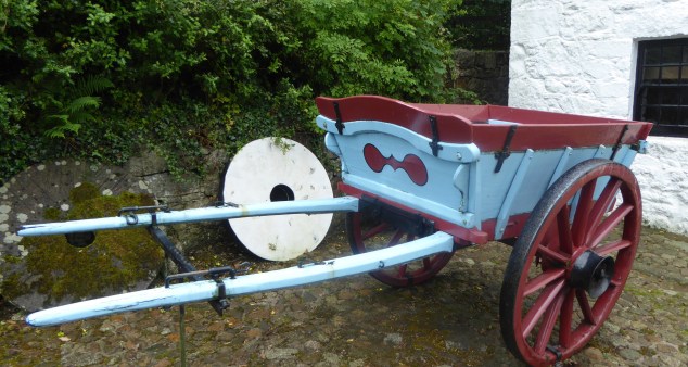 b_097_079_NewAbbey_OldCart