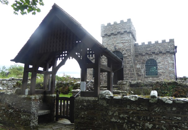 b_101_194_Kirkandrews_Church