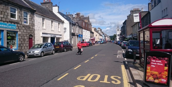 b_103_1585_NewtonStewart_TownCentre