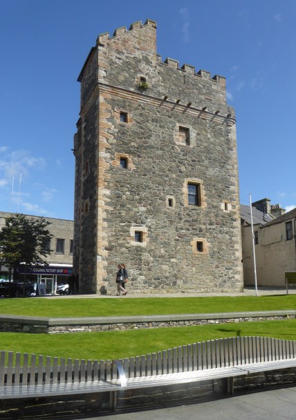 b_110_137_Stranraer_Castle