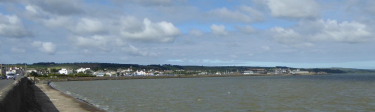 b_111_142_Stranraer_ViewAlongTheCoast