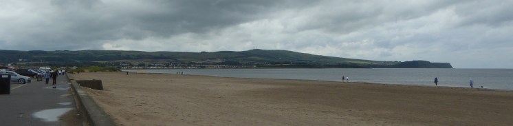 b_114_236_Ayr_Promenade