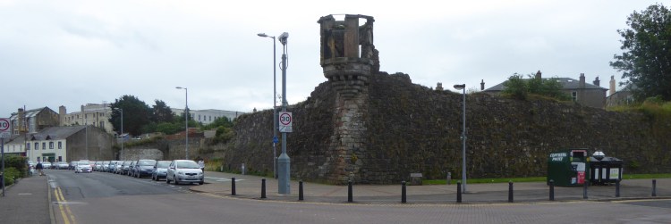 b_115_240_Ayr_FortAndTower