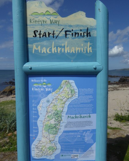 b_118_039_Machrihanish_StartOfKintyreWay