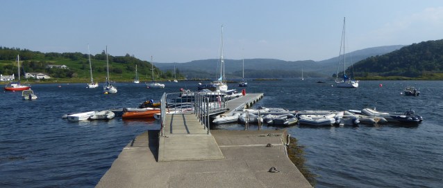 b_125_172_Tayvallick_Harbour