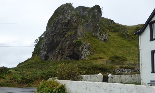 b_131_035_PortNanCuilc_DunUabairtich