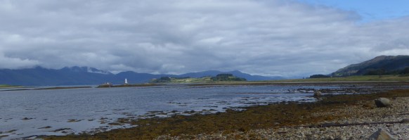 b_133_098_Barcaldine_Beach