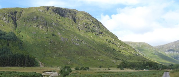 b_135_152_CamasChilMhalieu_Mountains