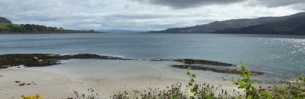 b_136_161_Lochaline_Beach
