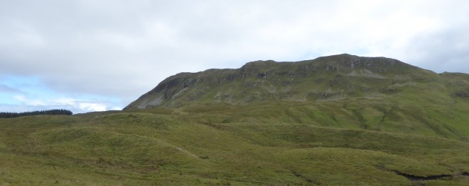 b_140_026_CamusBan_BenHiant