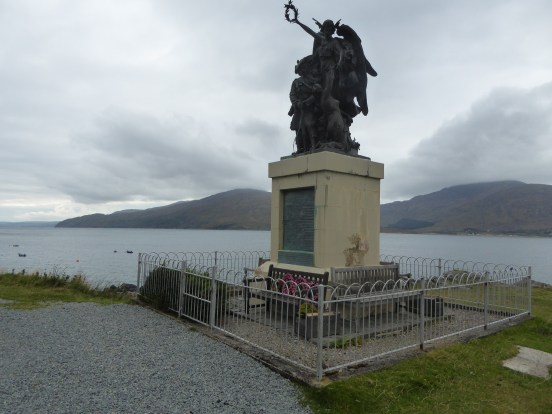 b_150_039_Glenelg_Memorial