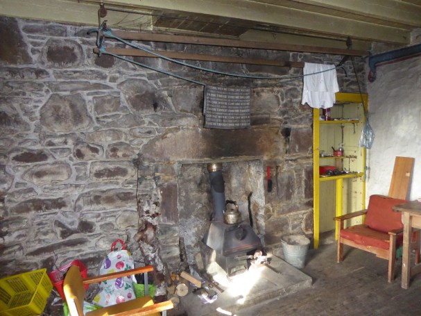 b_159_146_SitheanAMhill_CraigBothy