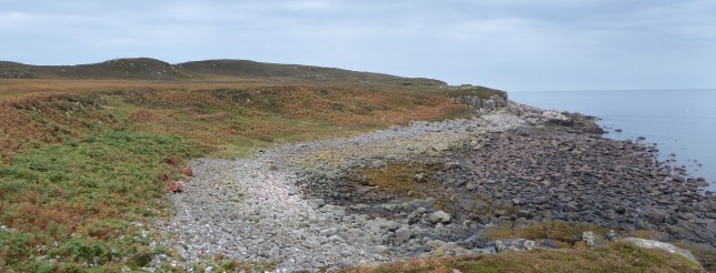 b_162_191_IsleOfFoula_AmericanShipwreckMonument