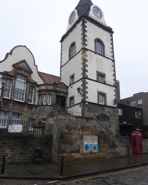 b_250_005_SouthQueensferry_JubileeClock
