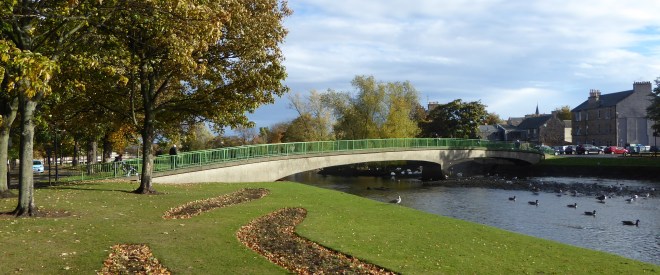 b_251_031_Musselburgh_Gardens