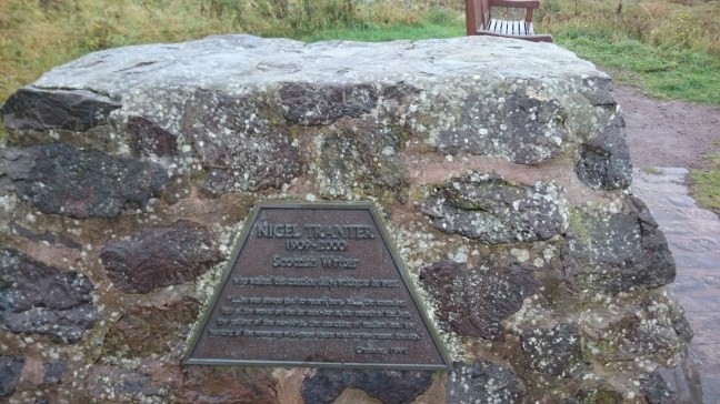 b_252_0020_AberladyBay_NigelTranter