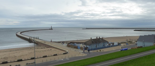 b_262_237_Sunderland_RokerPier