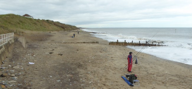 b_272_020_Hornsea_Fishing